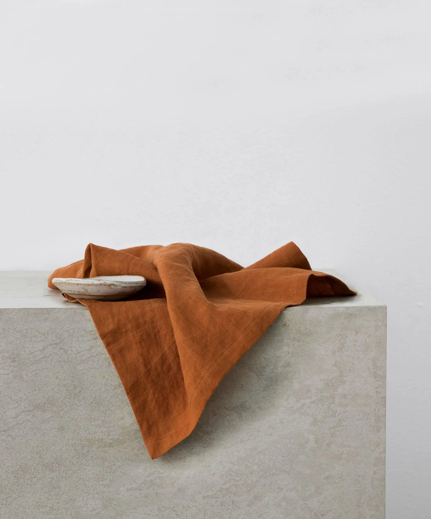 11 Napkins Cedar
